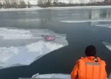 Спасатели разыскивают в Новосибирске девочку, которая могла провалиться под лед