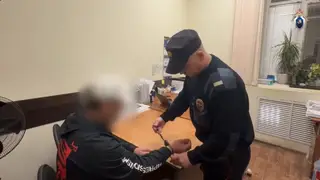 Напавшего на девятилетнюю девочку пьяного душителя задержали в Красноярске Напавшего на девятилетнюю девочку пьяного душителя задержали в Красноярске