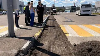 Привокзальную площадь аэропорта Красноярска обновят до конца лета Привокзальную площадь аэропорта Красноярска обновят до конца лета