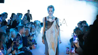 Яркие показы и полезные мастер-классы: в Красноярске завершилась неделя моды «Сибирские бренды» Яркие показы и полезные мастер-классы: в Красноярске завершилась неделя моды «Сибирские бренды»