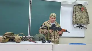 Ветераны СВО провели встречи со школьниками и студентами Красноярска Ветераны СВО провели встречи со школьниками и студентами Красноярска