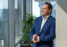 ВТБ прогнозирует среднюю ключевую ставку на уровне 15% в 2026 году