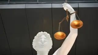 Жители Железногорска платили за не предоставленные услуги по уборке подъездов Жители Железногорска платили за не предоставленные услуги по уборке подъездов