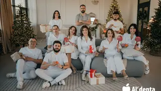 Новый год — новый повод улыбаться по-настоящему Новый год — новый повод улыбаться по-настоящему